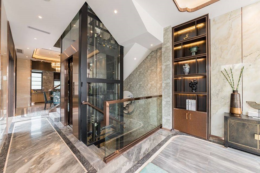 Mẫu thiết kế cầu thang kính tuyệt đẹp cho nhà ở hiện đại